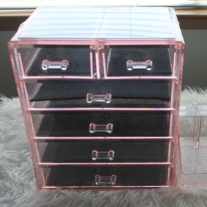 Makeup & Jewelry Storage Case Display